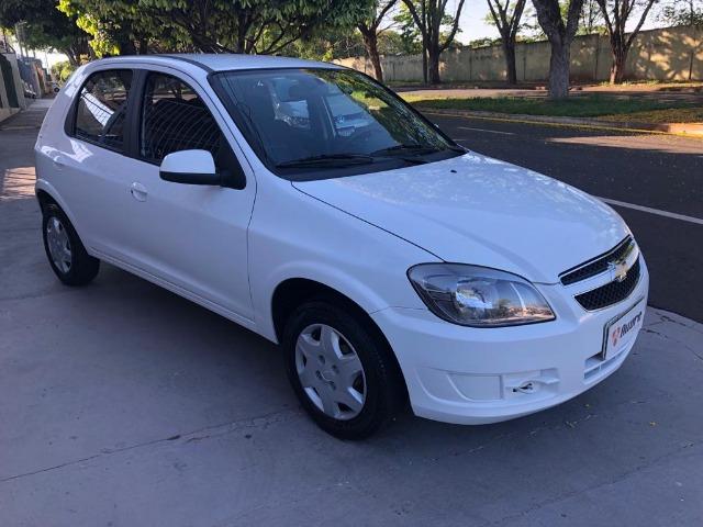 Gm/celta 1.0 lt 2014 - Foto 3