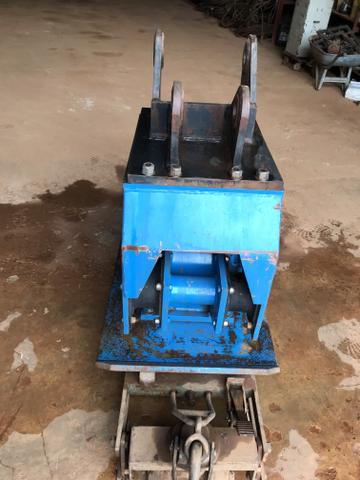 Compactador de solo Retroescavadeira - Foto 3