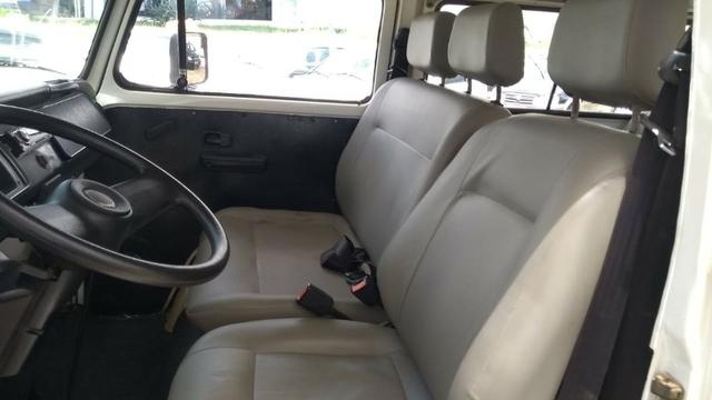 Vw/Kombi 1.4 Standard 9 Lugares 2011/2011 - Foto 5