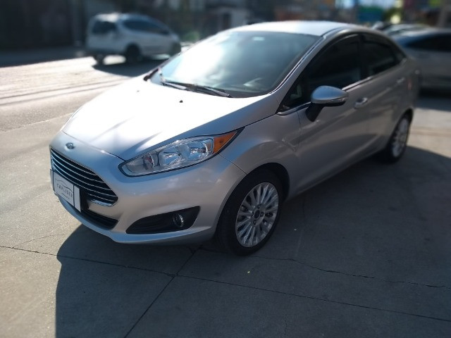 New Fiesta SD 1.6 Titanium Automáticoooo - Foto 3