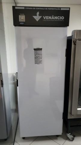 Padeiro noturno venancio camara climatica 220v (novo) Alecs