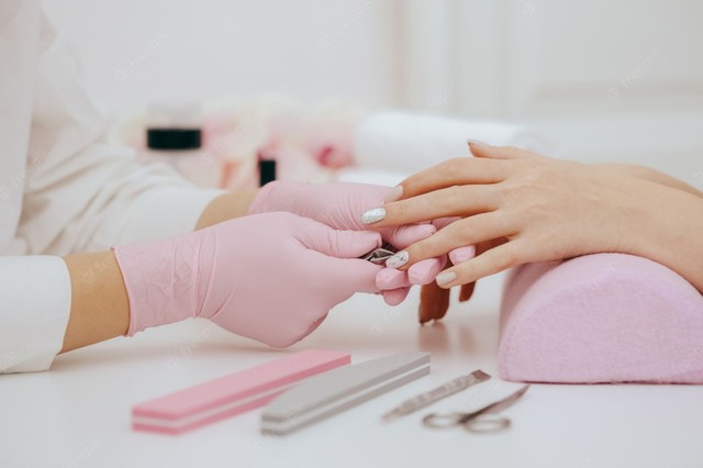 Procura-se manicure  - Foto 4