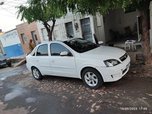 CORSA SEDAN BRANCO EM SOBRAL - Zé Garapa