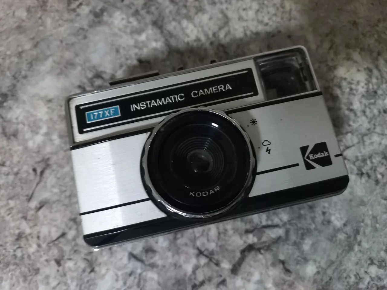 1977 kodak instamatic 177xf máquina fotográfica antiga - Foto 2