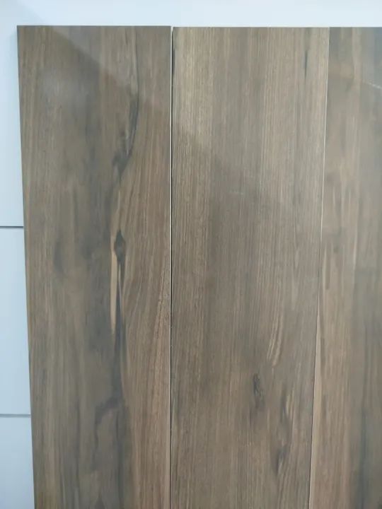 Porcelanato régua 20x120 Red Wood amendoa  - Foto 3