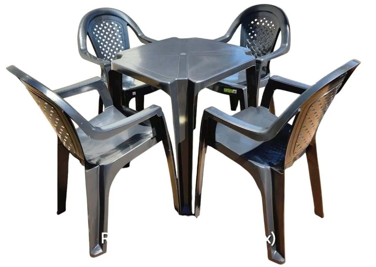 Jogo de Mesa e Cadeiras para Área Externa