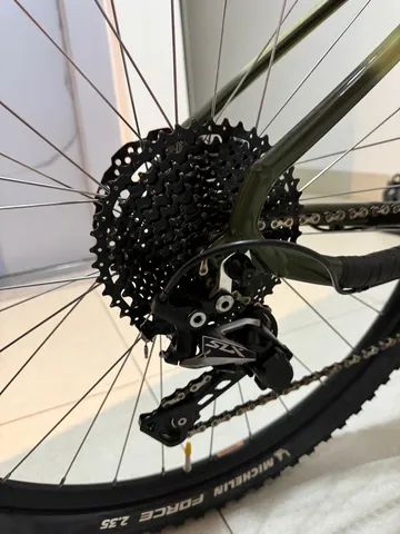 Bicicleta GT Avalanche 29 - Foto 4