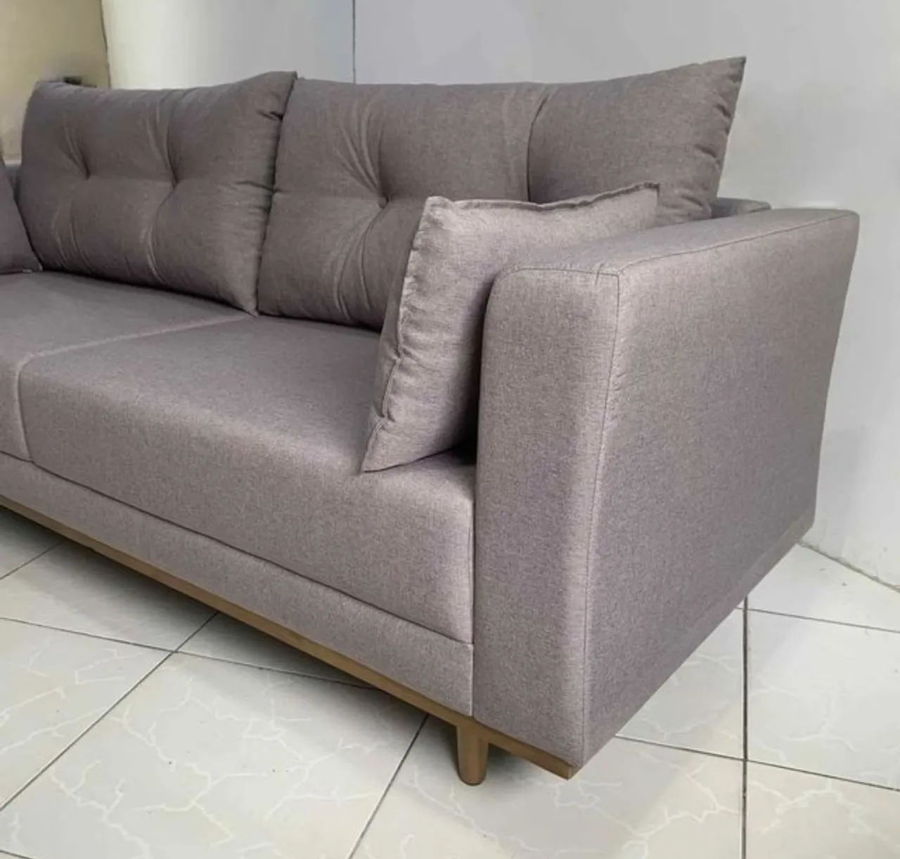 Sofá 4 lugares 2.20 super confortável espuma D.28 pro selada  - Foto 2