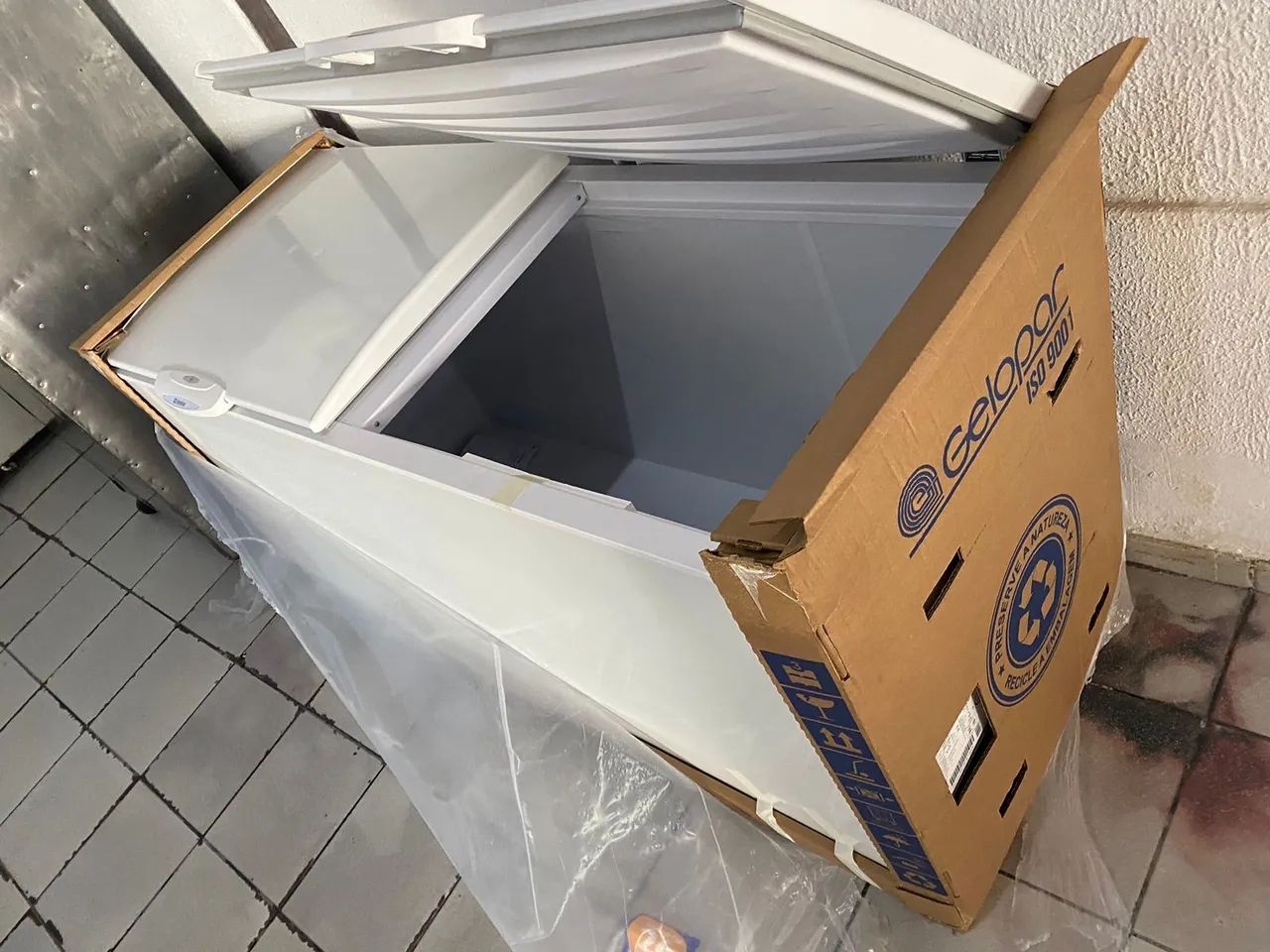 Freezer horizontal gelopar 532 litros NOVO  - Foto 2