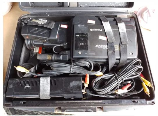 Filmadora Vhs Panasonic M8 Com Maleta E Acessórios - Foto 2