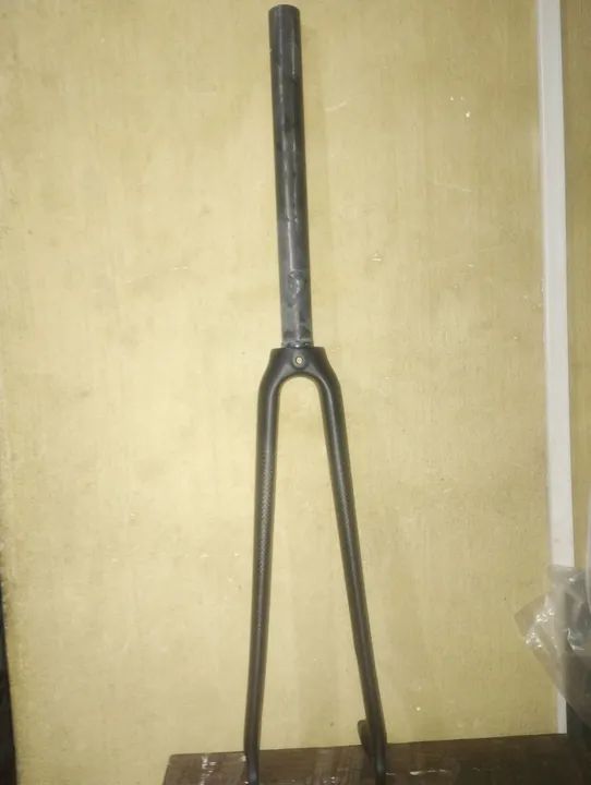 Garfo de Carbono para Speed alt Max 700x25 pneu  - Foto 6