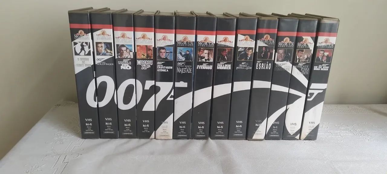 Coleção 007 em VHS - incompleta, contendo 13 filmes - Foto 2
