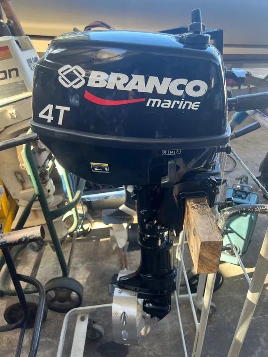 Bote zefir com motor 4 tempos de 5hp - Foto 4