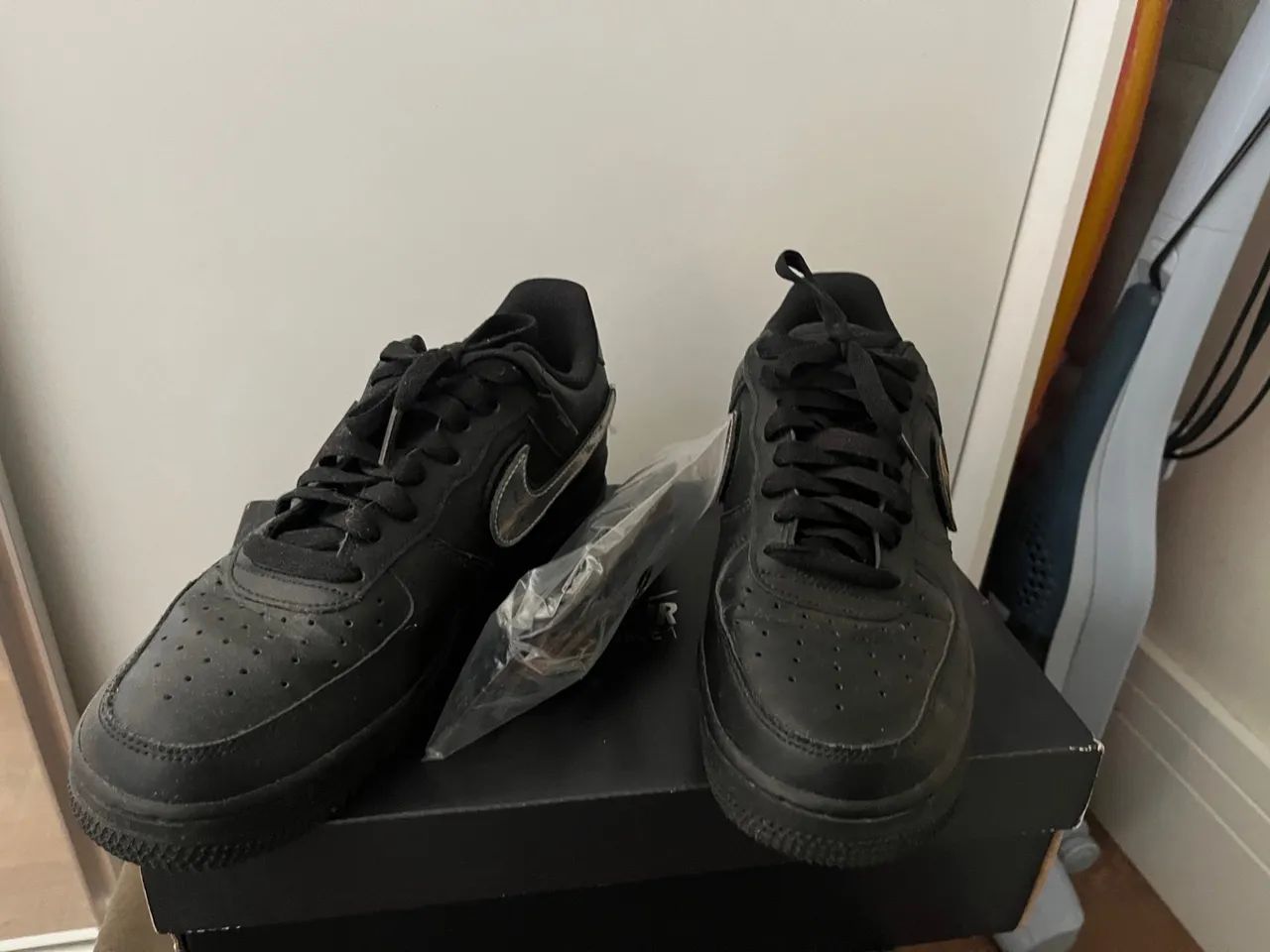 Nike Airforce 1 Swoosh Pack (Aceito Troca em Pokemon) - Foto 2