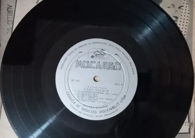 Disco de 1956 do Dany Delmin - Chante (Canto) Paris - Foto 3