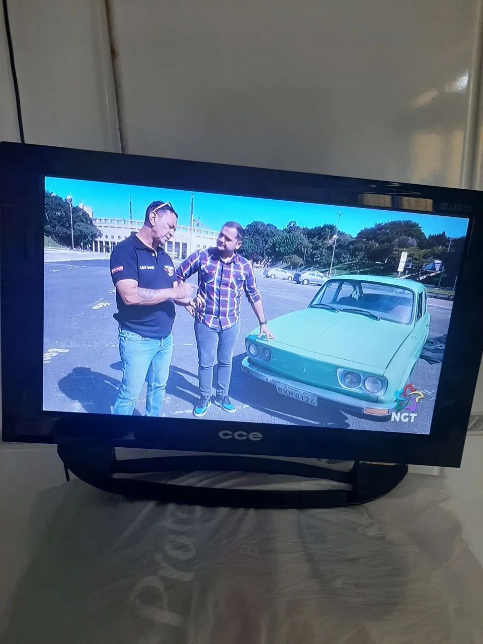 TV CCE 14 polegadas portátil  - Foto 3