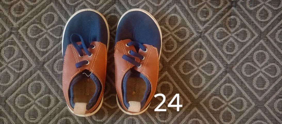 CALÇADO INFANTIL SEMI NOVO 30,00