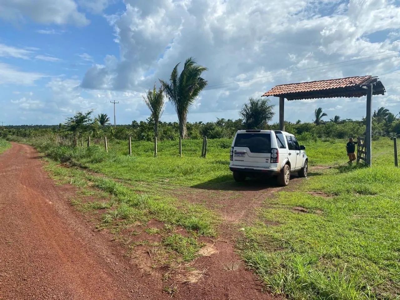 Terreno com área verde em local tranquilo - Foto 2