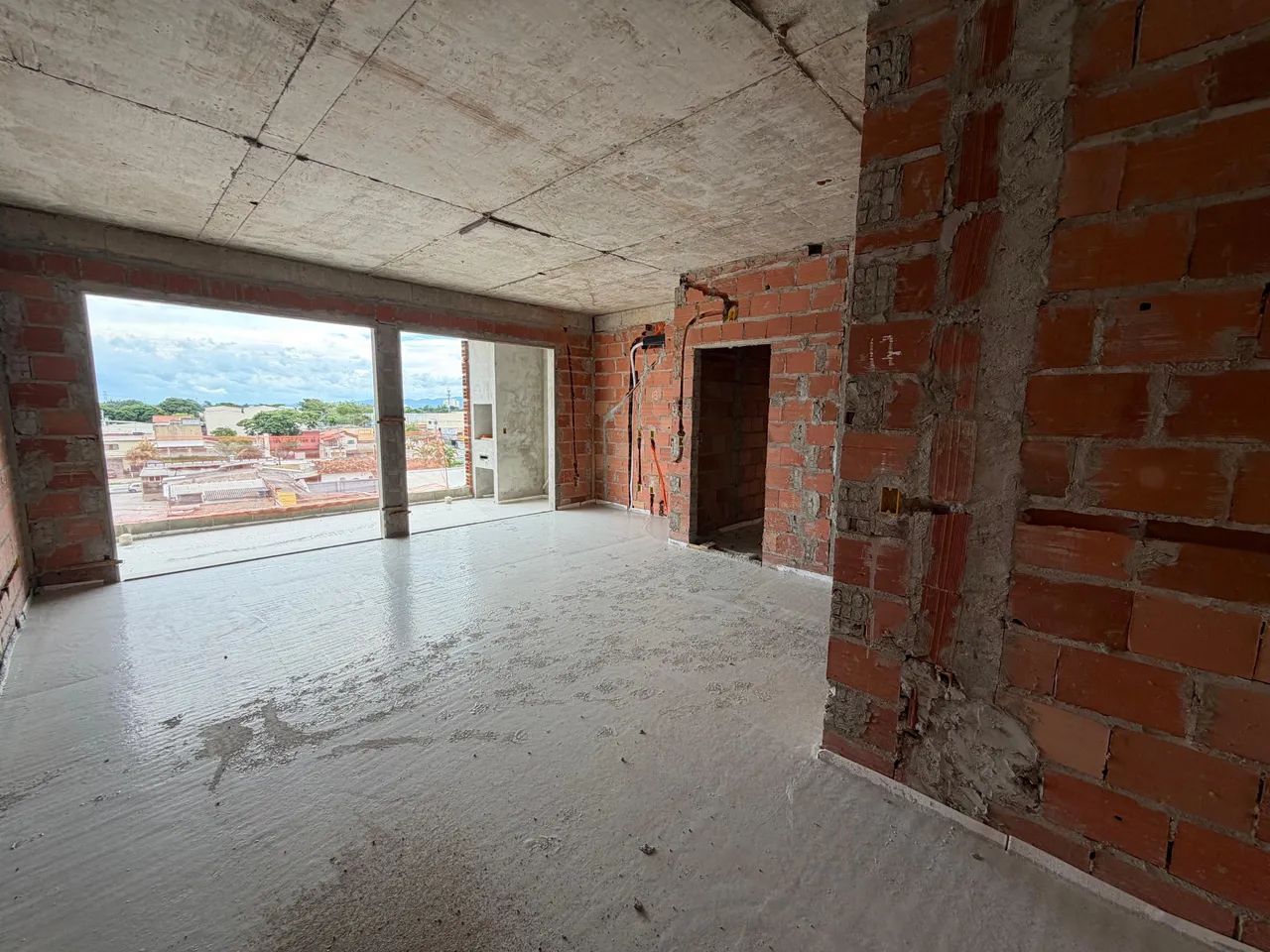 Obras em ritmo acelerado no Mirage 