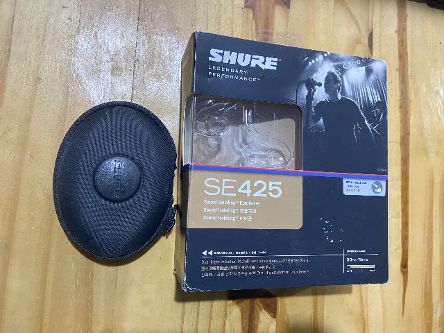 Fone de Ouvido Monitor Profissional In-Ear Shure SE425 Perfeito Estado Na Caixa - Foto 2
