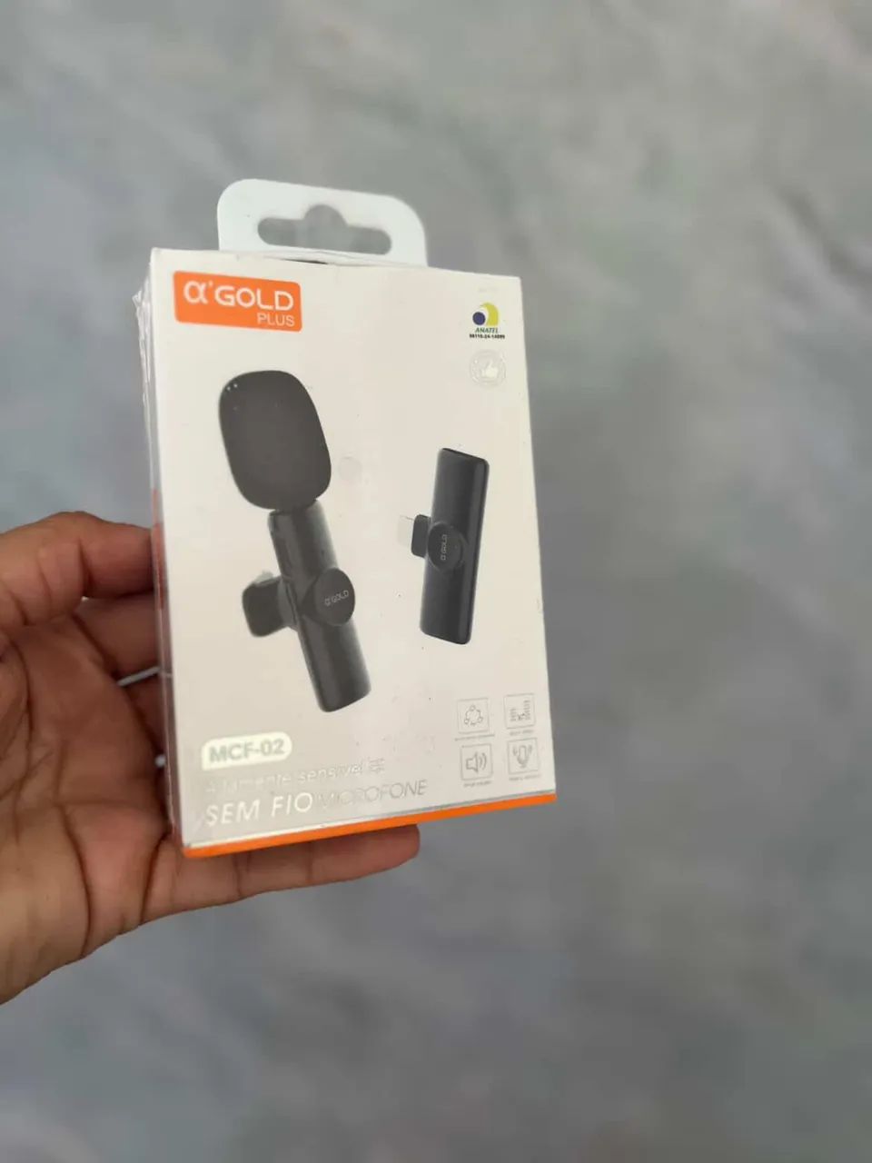 Microfone de lapela A Gold - ENTREGA A DOMICÍLIO 