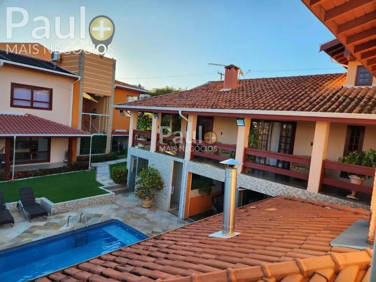 Sobrado à venda em Jaguariúna, Jardim Mauá II, com 6 quartos, com 1000 m²