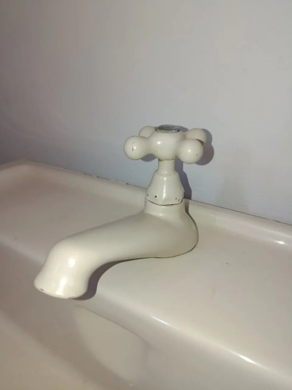 Lavatório e vaso sanitário - Foto 4