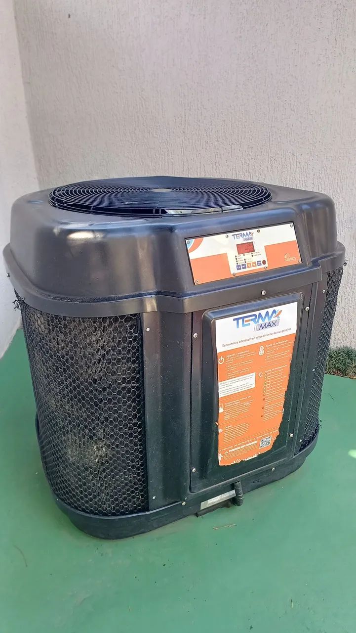 Bomba de Calor Terma Max 04 Nautilus 220v - Muito nova - Aquece muito rápido uma piscina. - Foto 2