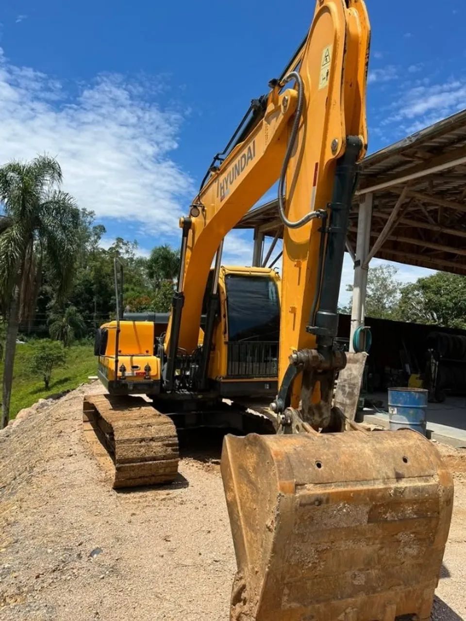 Escavadeira Hyundai 140 ano 2020 - Foto 3