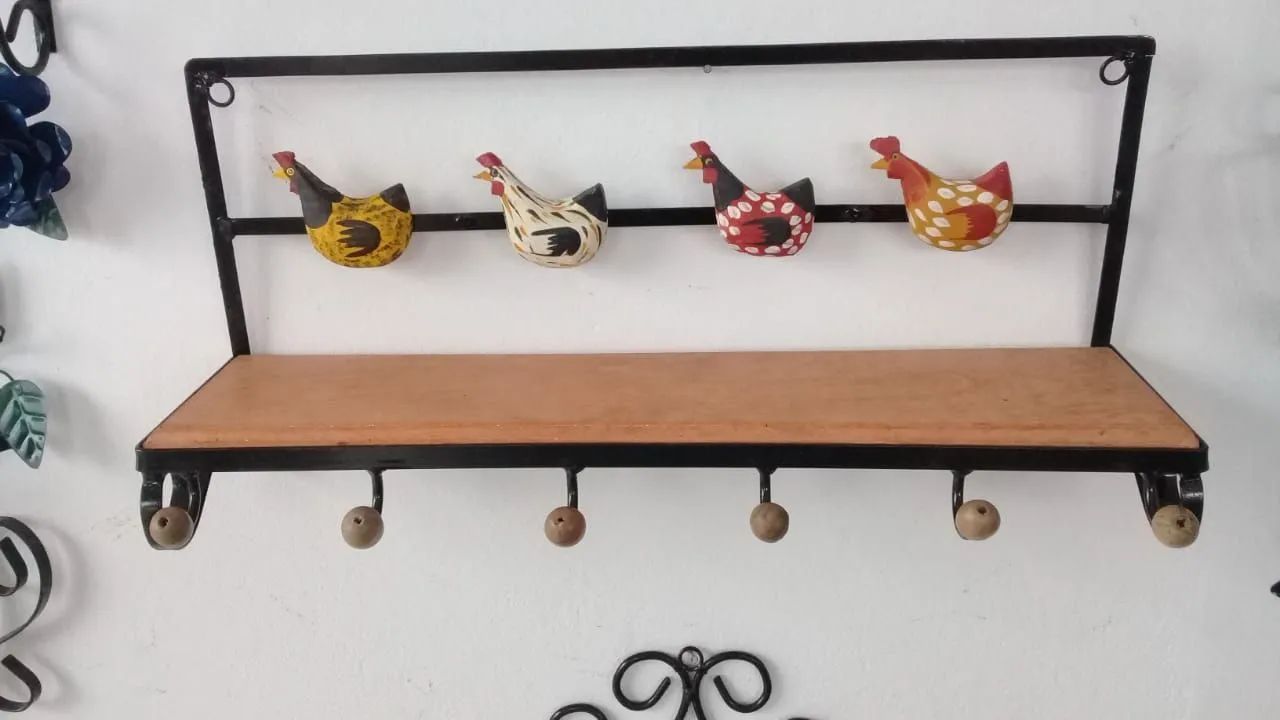 Prateleira Multiuso Com Ganchos 60cm