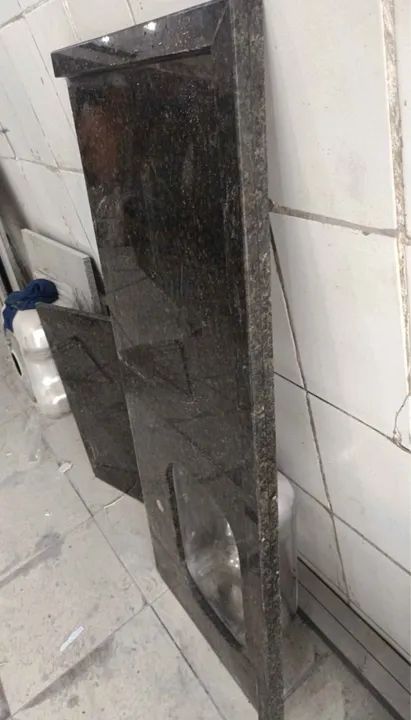 Vendo duas pias com Cuba de cozinha de inox e de banheiro  em aço inox - Foto 3