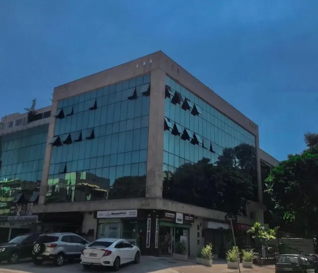 Salas Comerciais e Coworking no Recreio dos Bandeirantes - Estrutura Completa
