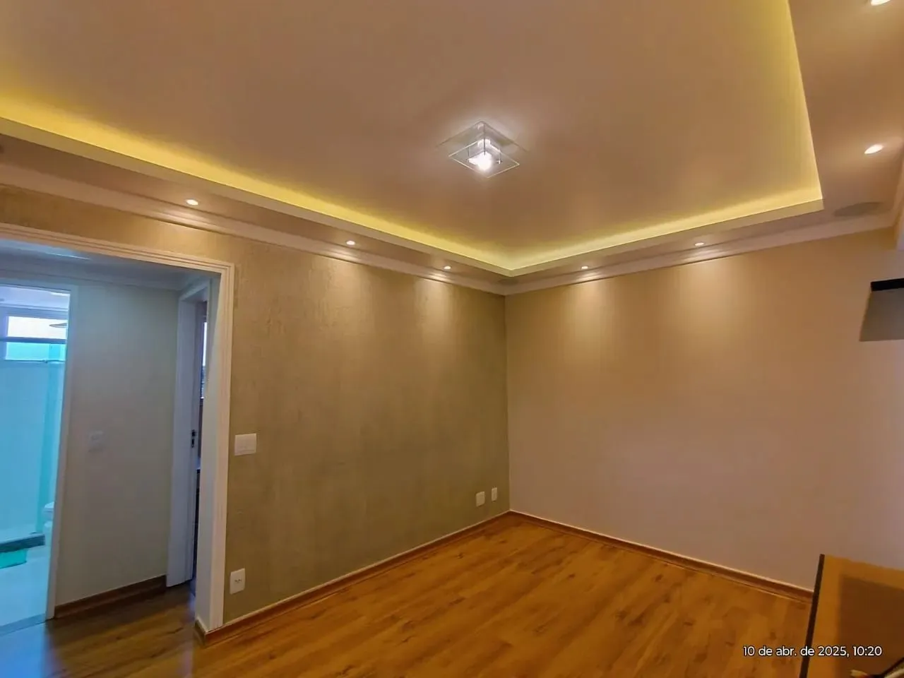 Apartamento para venda possui 57 metros quadrados com 2 quartos