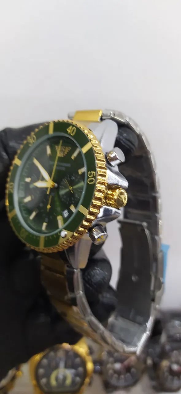 Relógio Emporio Armani fundo verde - Foto 3