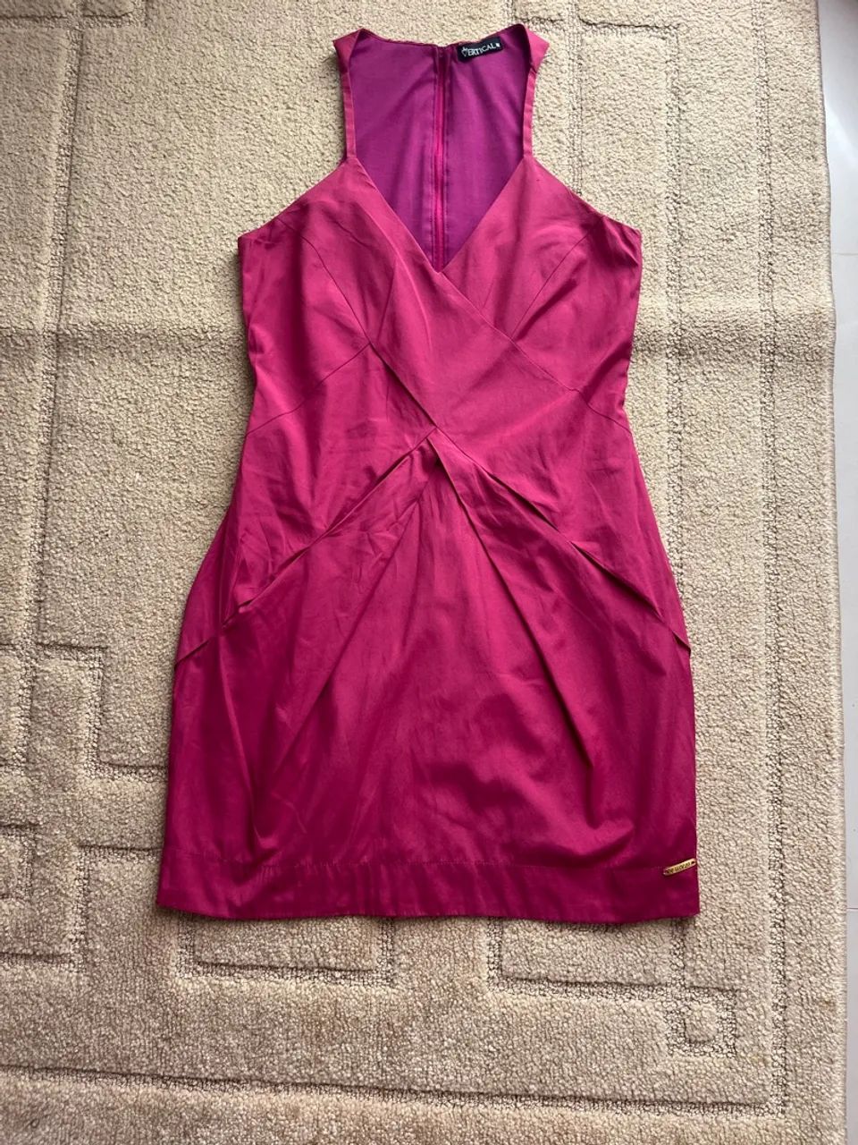 Vestido Rosa Elegante - Vertical