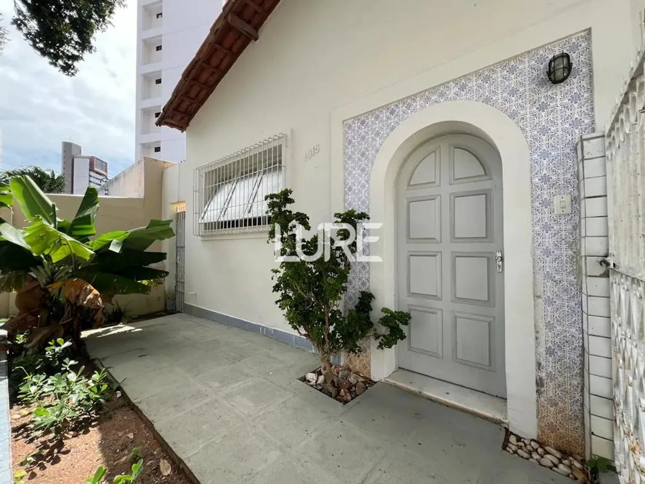 Investir ou Morar! 300m - Casa térrea - 4 Suítes em Tirol - Natal - RN