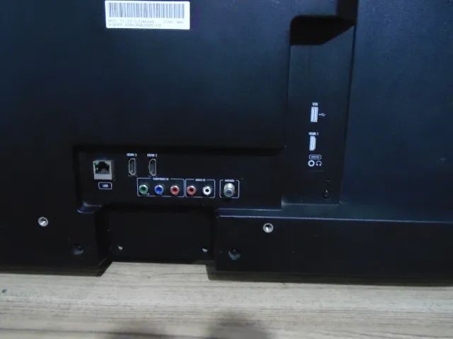 Tv Semp Toshiba 32" com defeito  - Foto 5