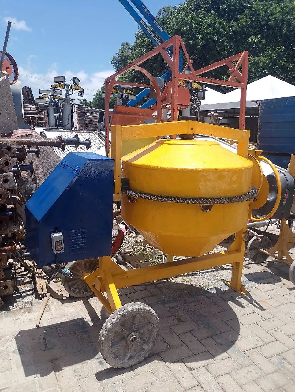 Betoneira Usada em Ótimo Estado