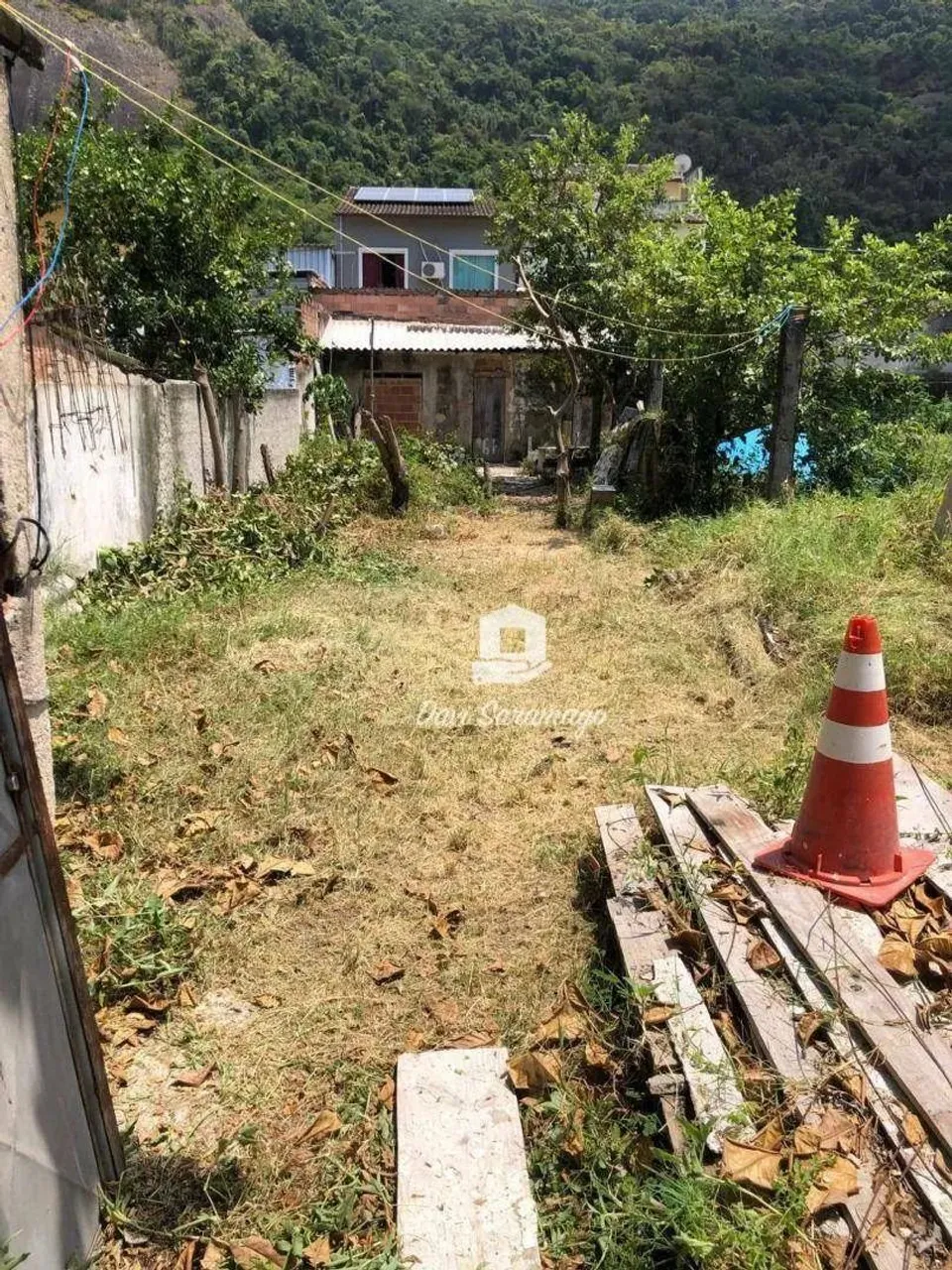 Terreno à venda, 180 m² por R$ 275.000,00 - Piratininga - Niterói/RJ