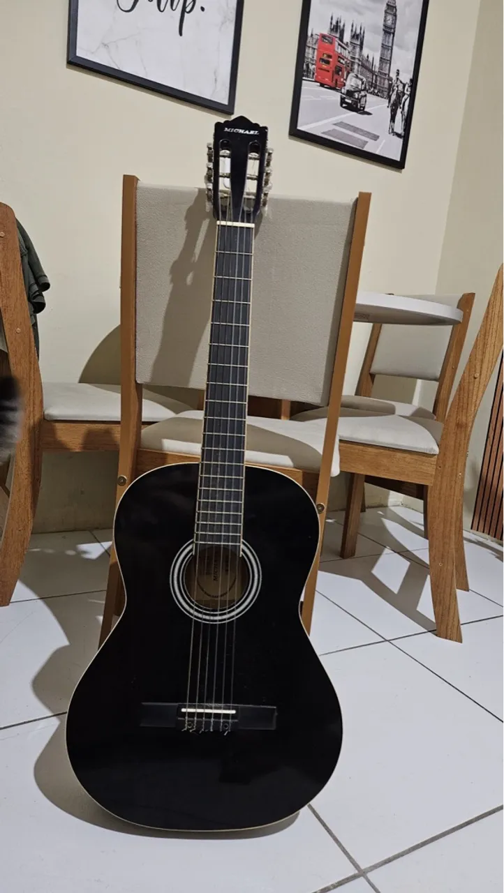 Violão Michael clássico