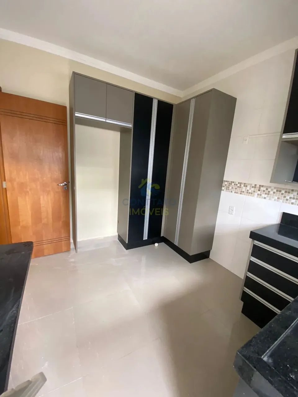 Sobrado para aluguel com 3 quartos (1suíte) no bairro Jardim Shangri-Lá - Cuiabá - MT - Foto 2
