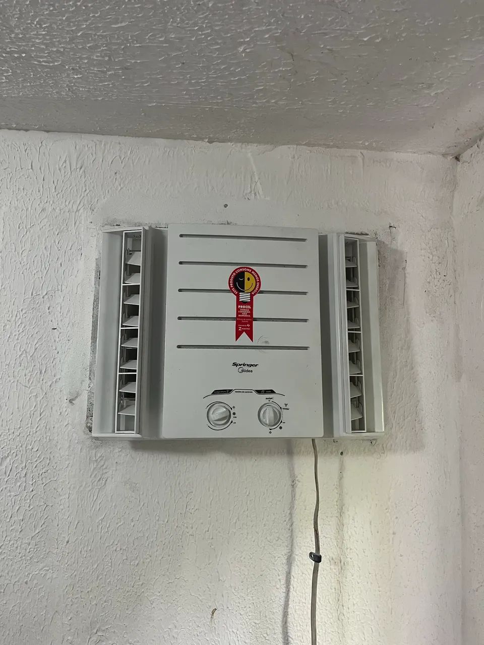 ar condicionado usado por 1 mês apenas