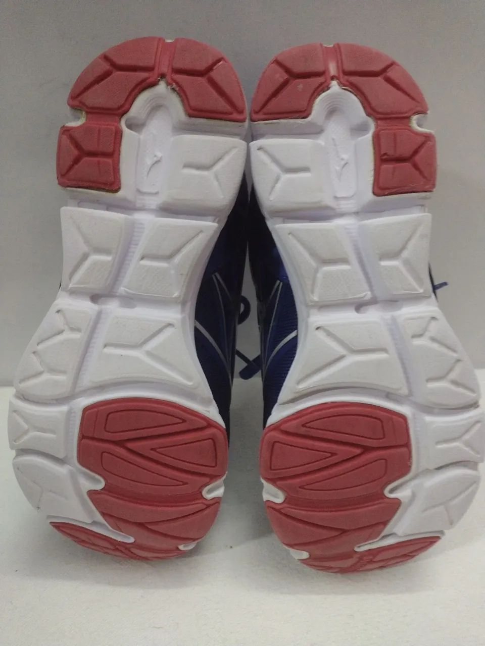 Tênis Mizuno unissex n.35 Original em estado de novo - Foto 4