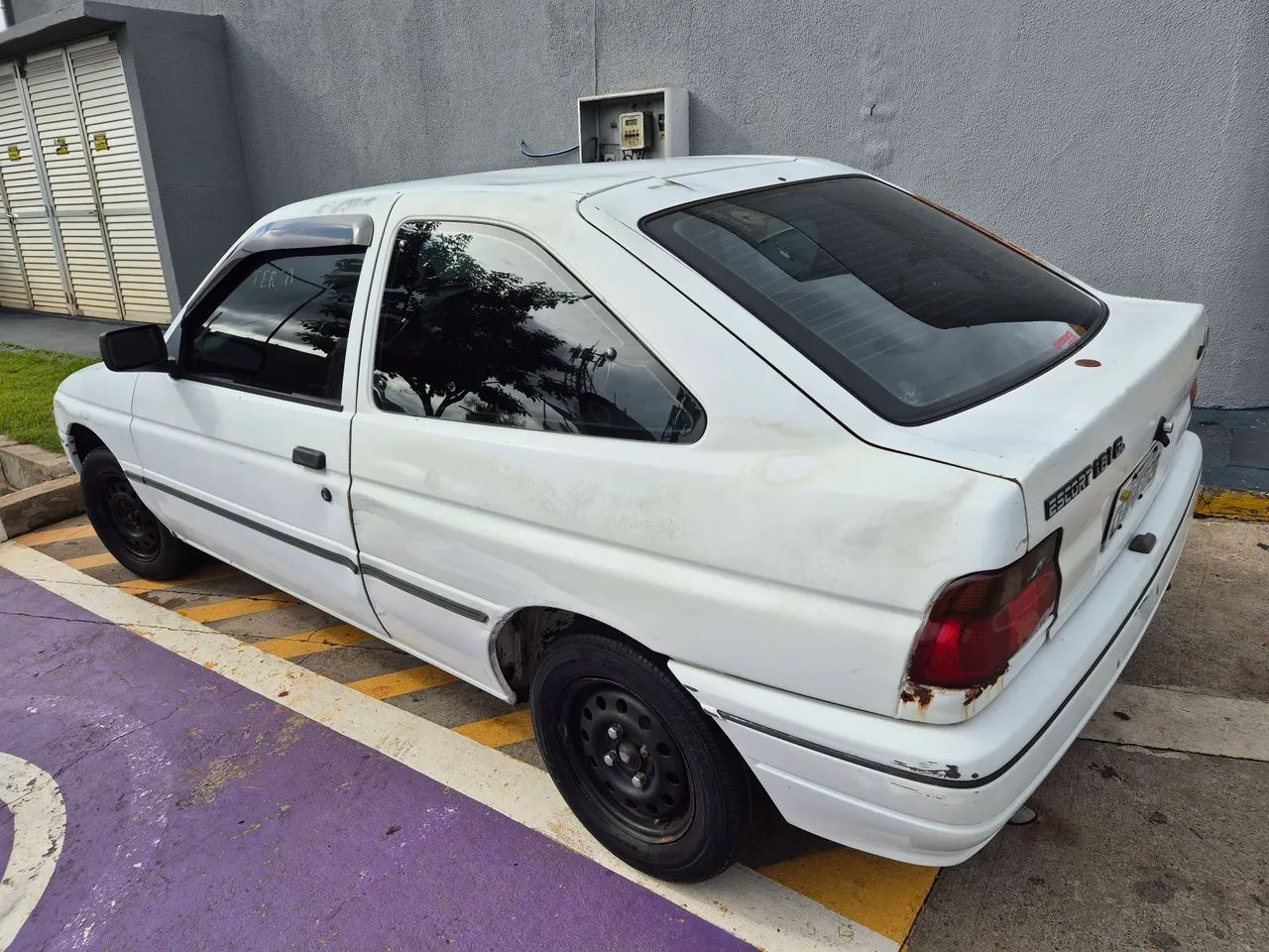 Escort 96 1.8 AP Aceito Troca e Parcelo - Foto 2