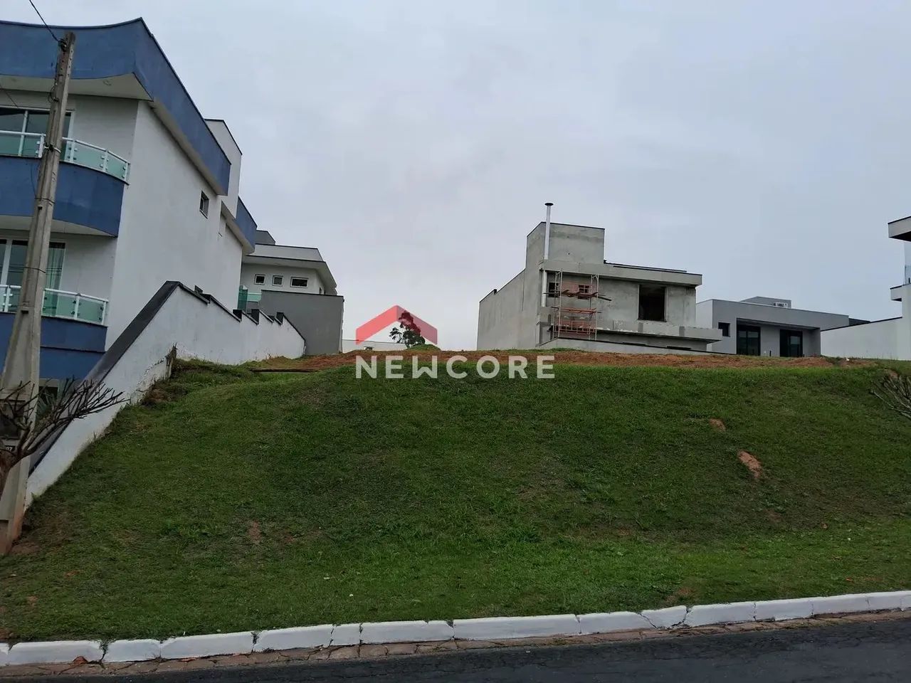 Lote em Avenida Prefeito Francisco Ribeiro Nogueira - Mogi Moderno - Mogi das Cruzes/SP