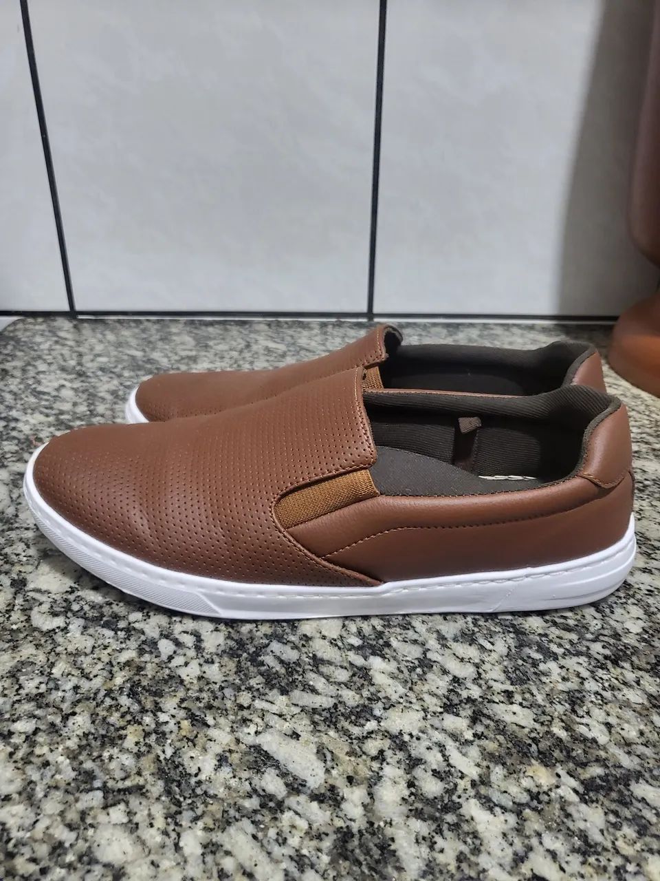 Sapatênis masculino marrom