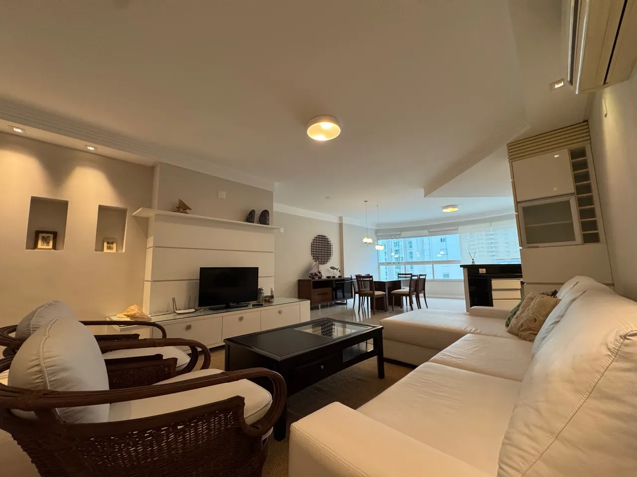 Apartamento mobiliado e decorado para Locação