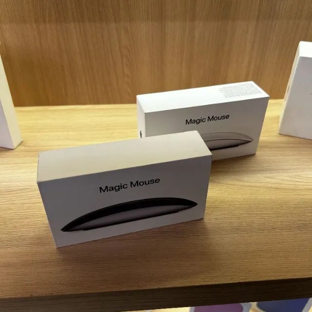 Apple Magic Mouse Preto e Branco USB - C Novos, Lacrados à Pronta Entrega! Entrega Grátis! - Foto 4