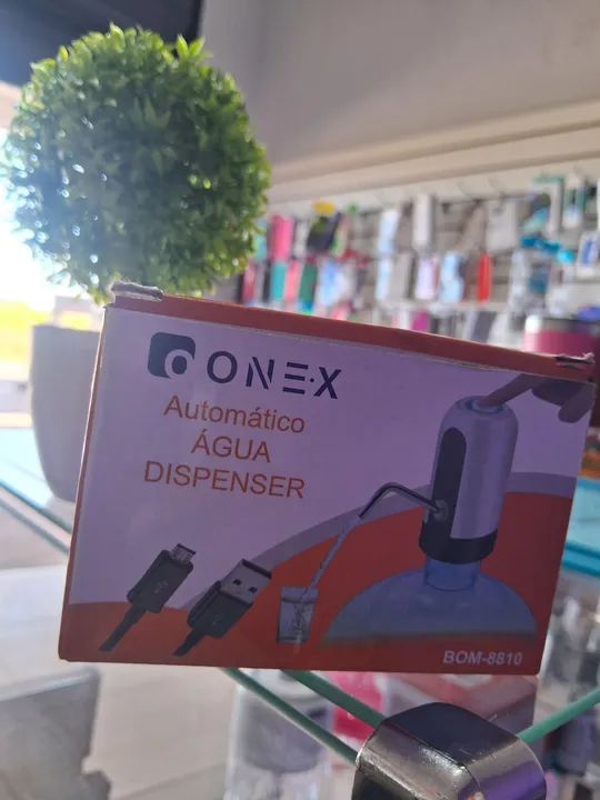 Dispenser de água automático para galão
