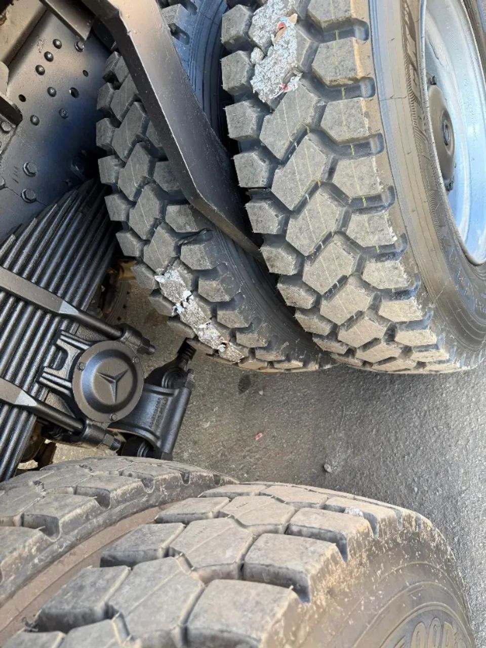 Mercedes-Benz AXOR 3131 6x4 2016 - Foto 5